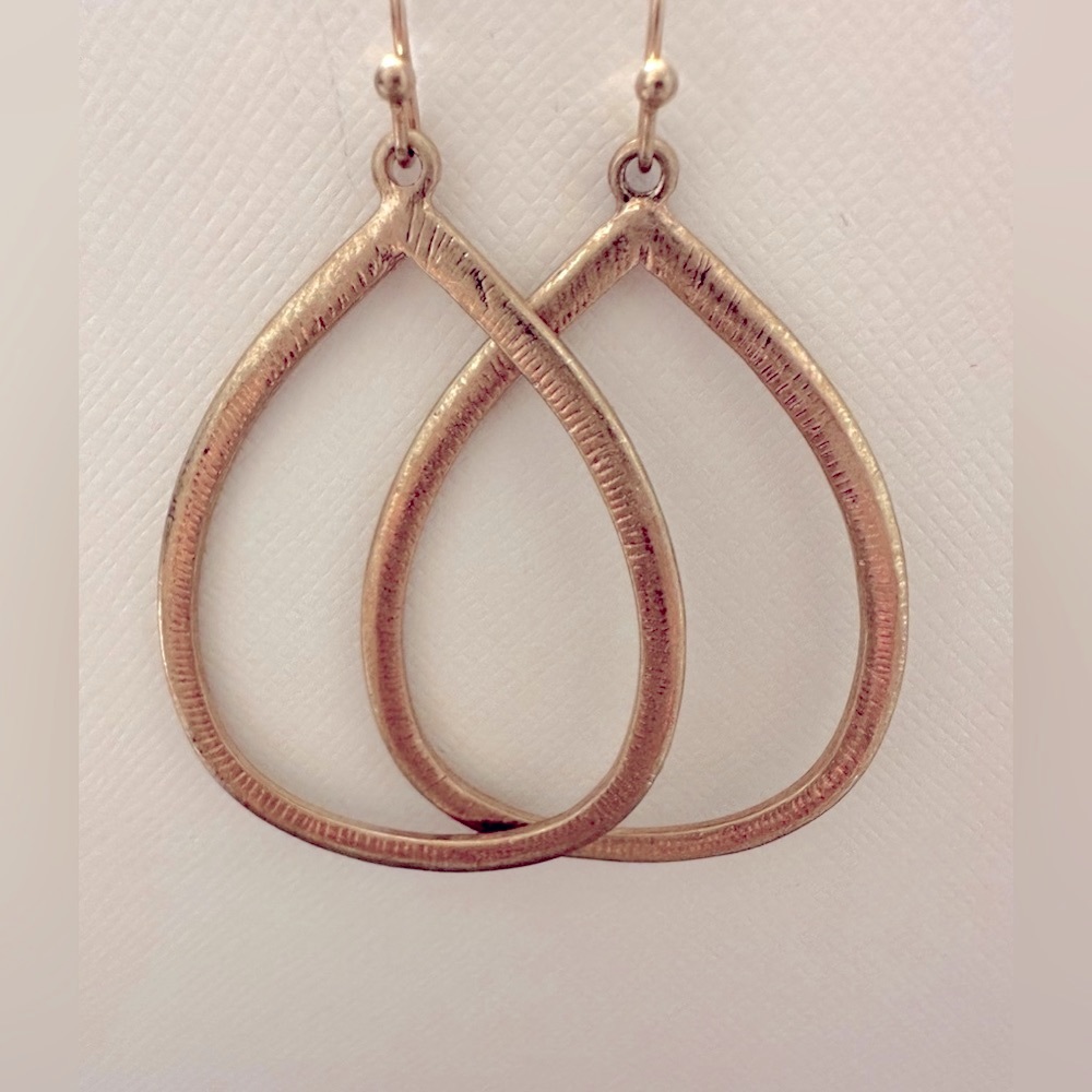 Hammered Gold Toned Earrings! Nickel free